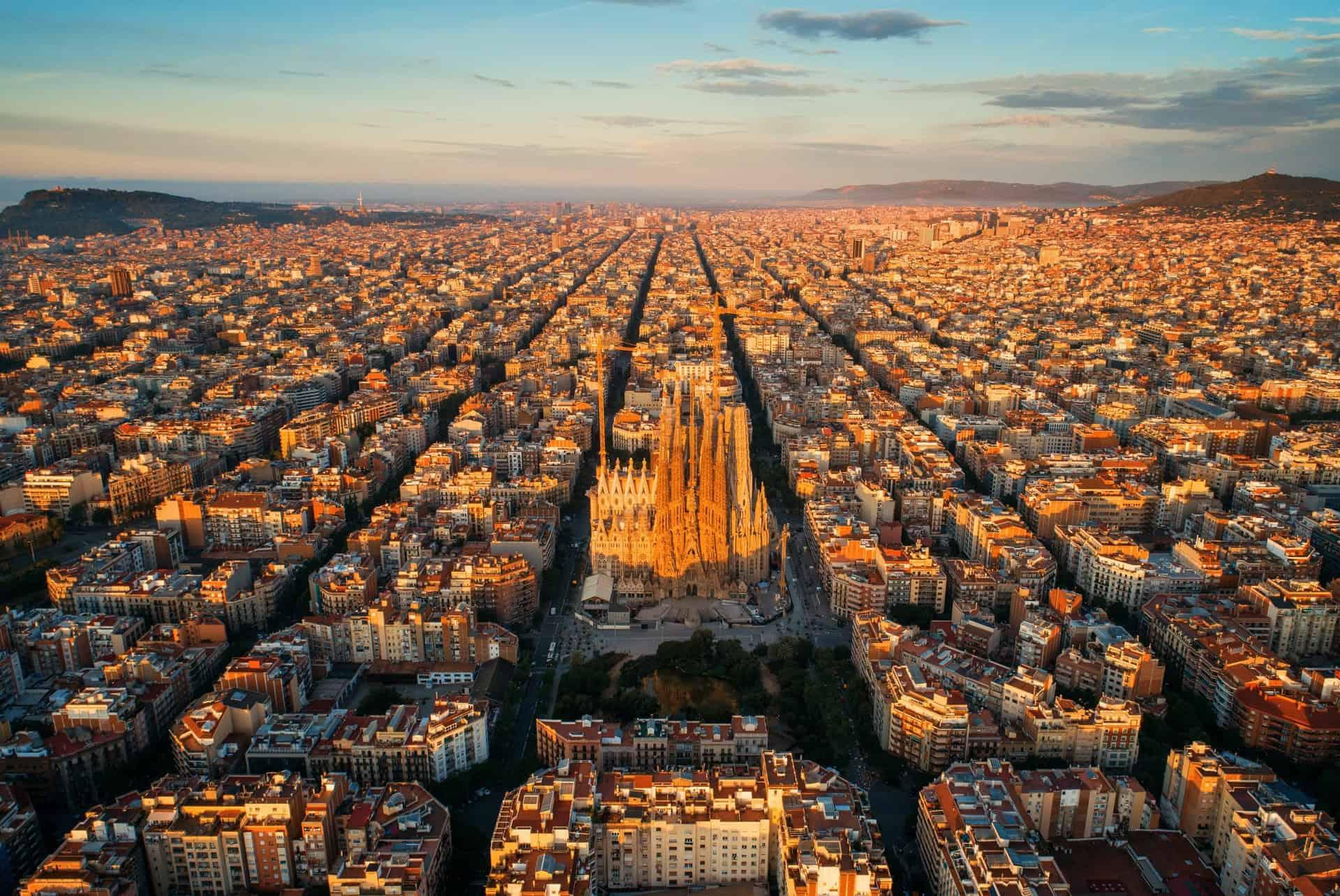 visit the sagrada familia view