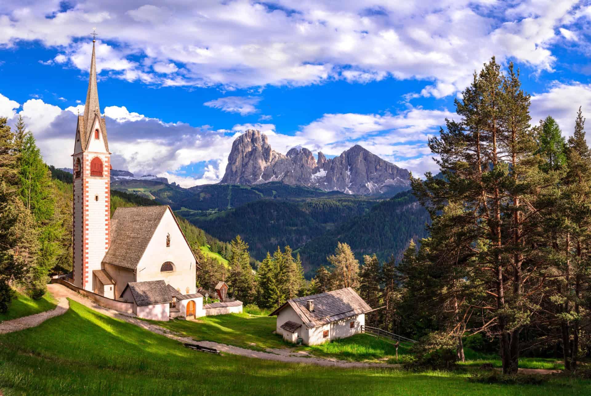 when to visit the dolomites spring