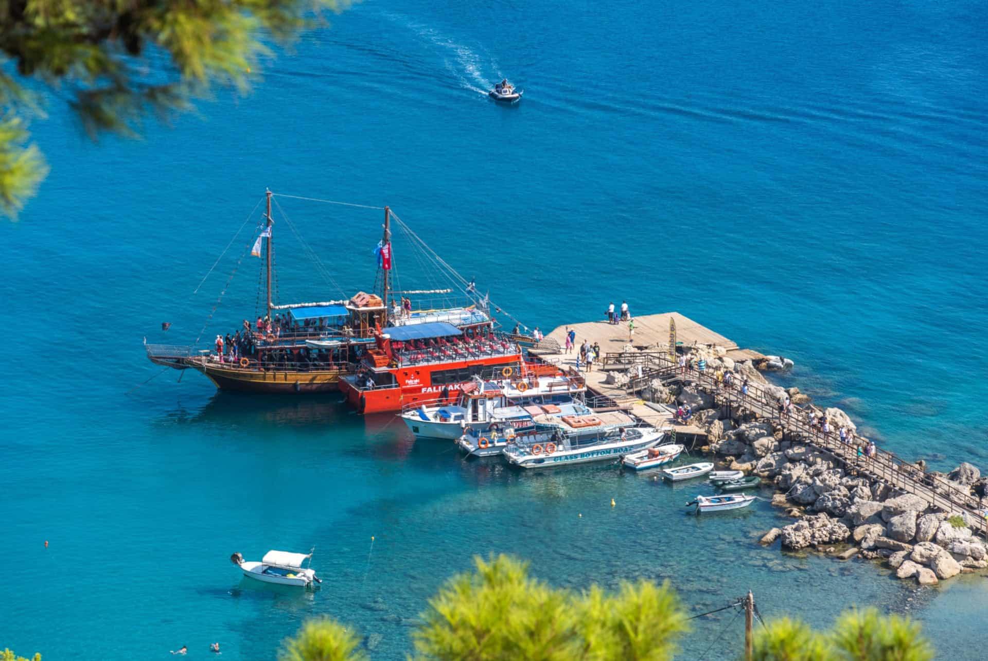 boat in rhodes
