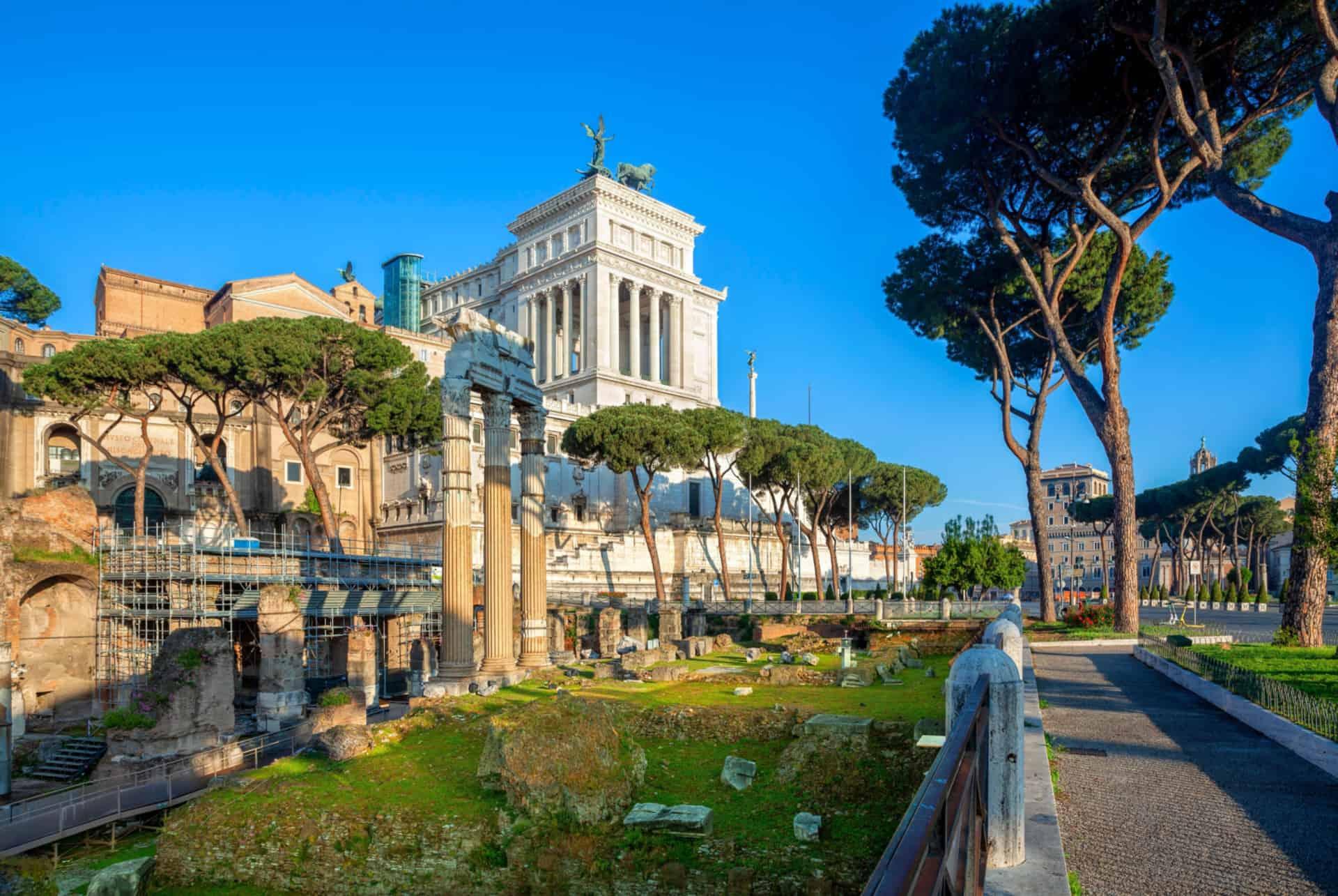 visit rome and the roman forum