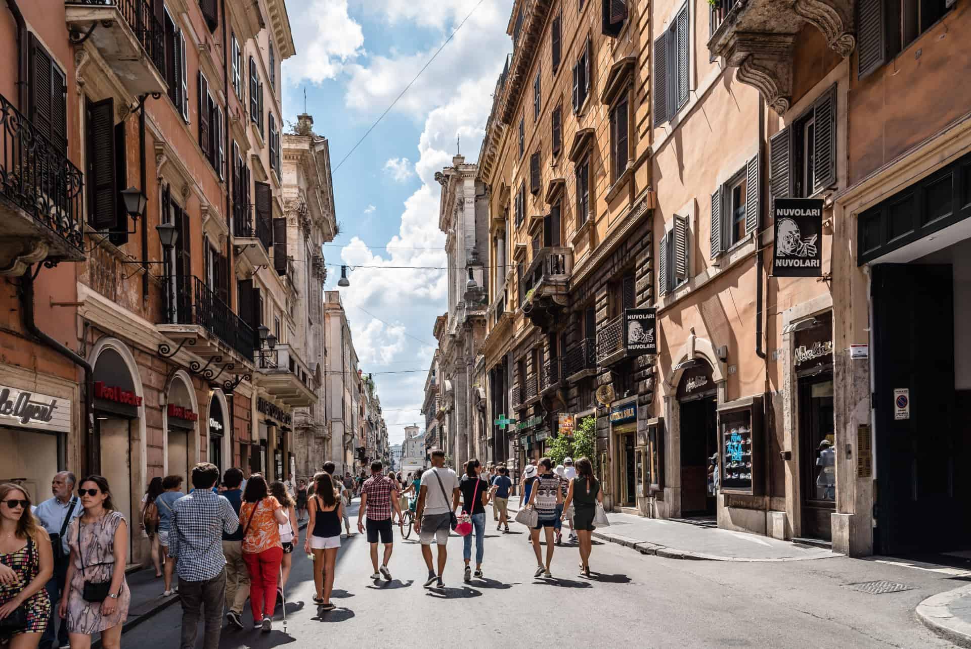 visit rome in 4 days via del corso