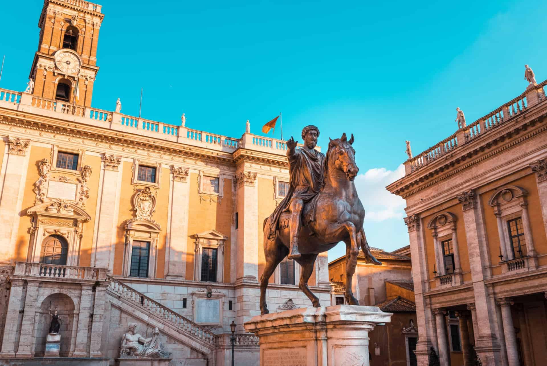visit the capitol museums