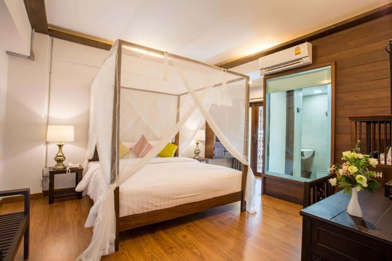night bazaar inn room