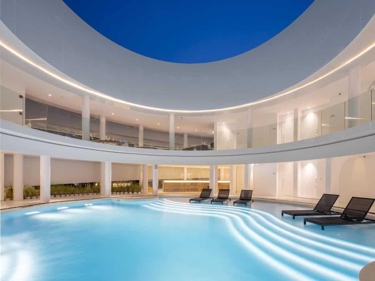 g nimman pool