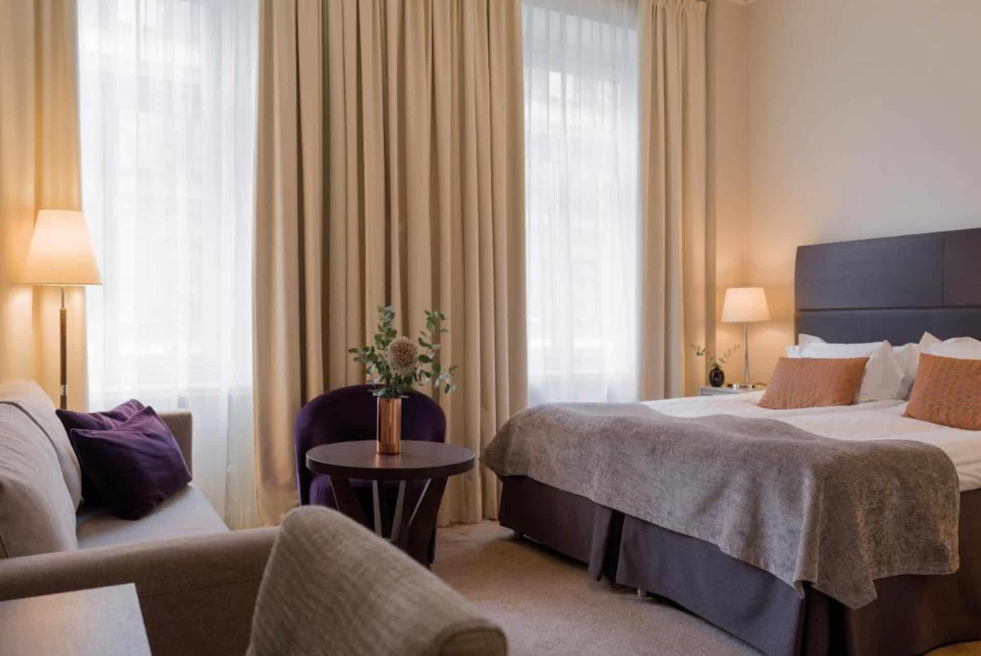 elite hotel adlon room