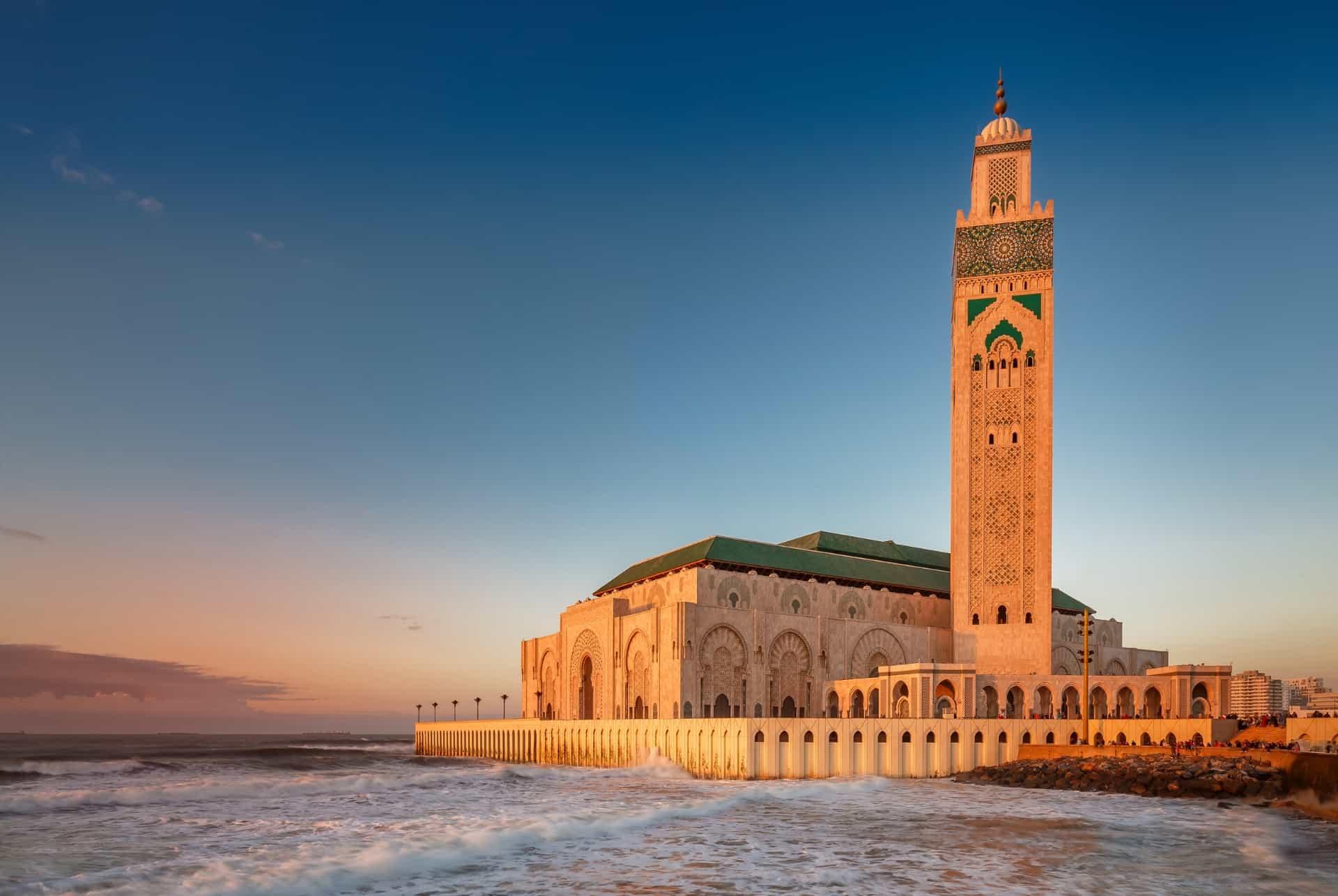 Hassan Mosque at night