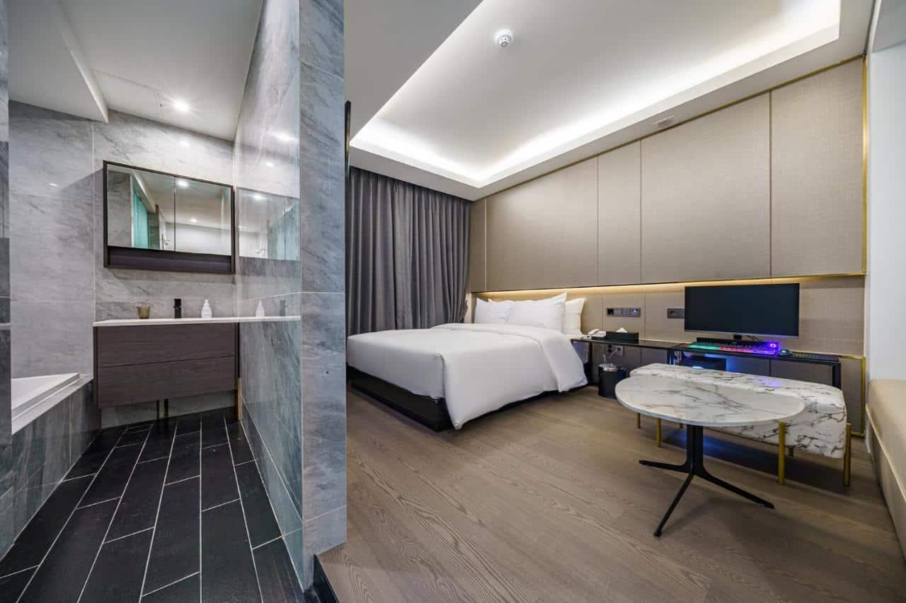 where to stay in seoul insadong room