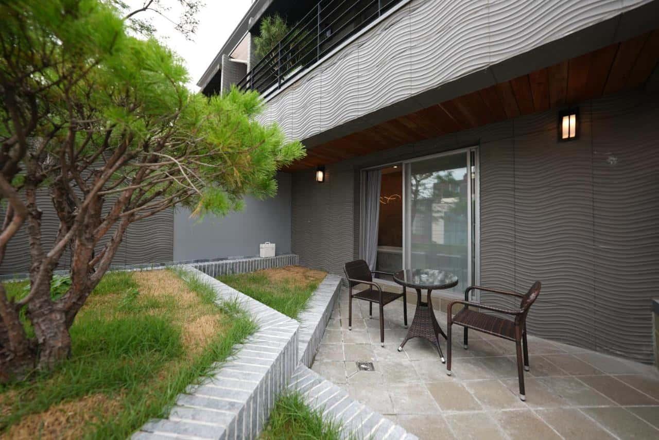 where to stay in seoul insadong exterior