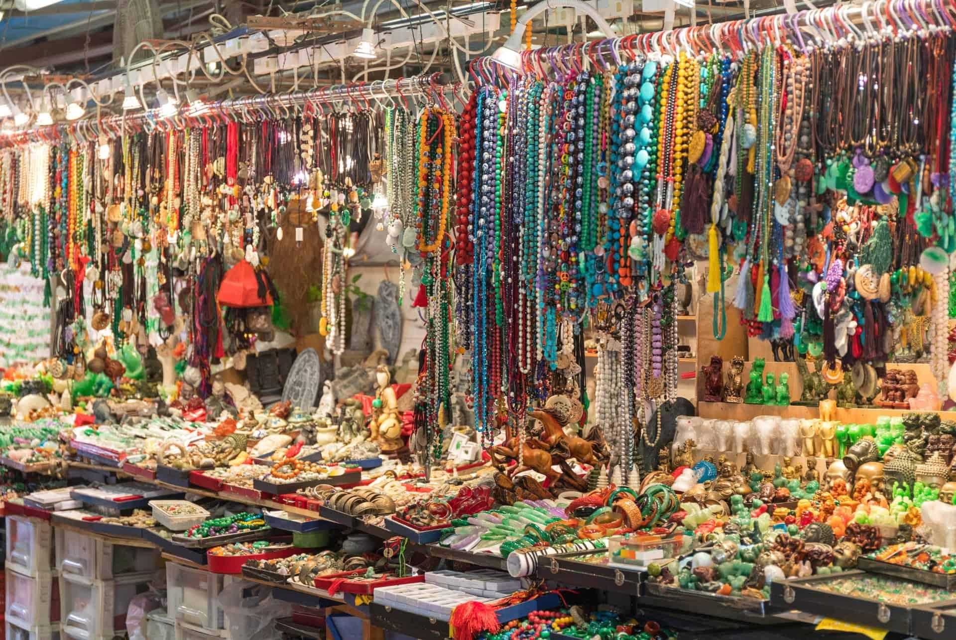 things to do in hong kong visit the markets of kowloon