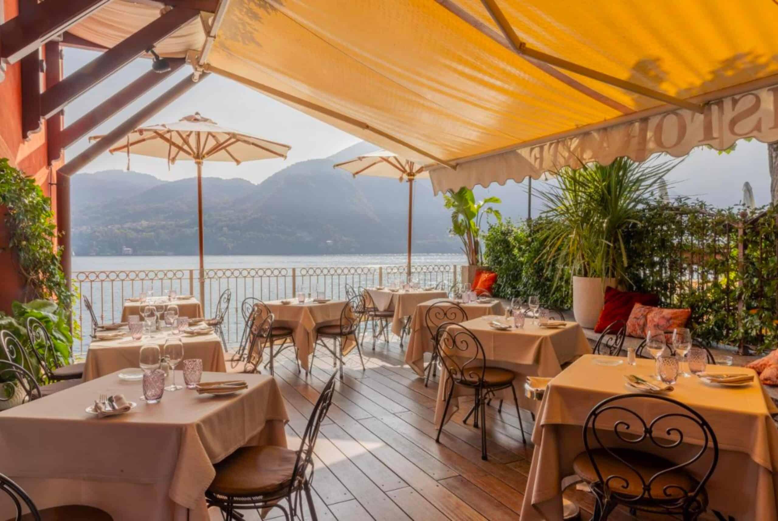 La Darsena lake como