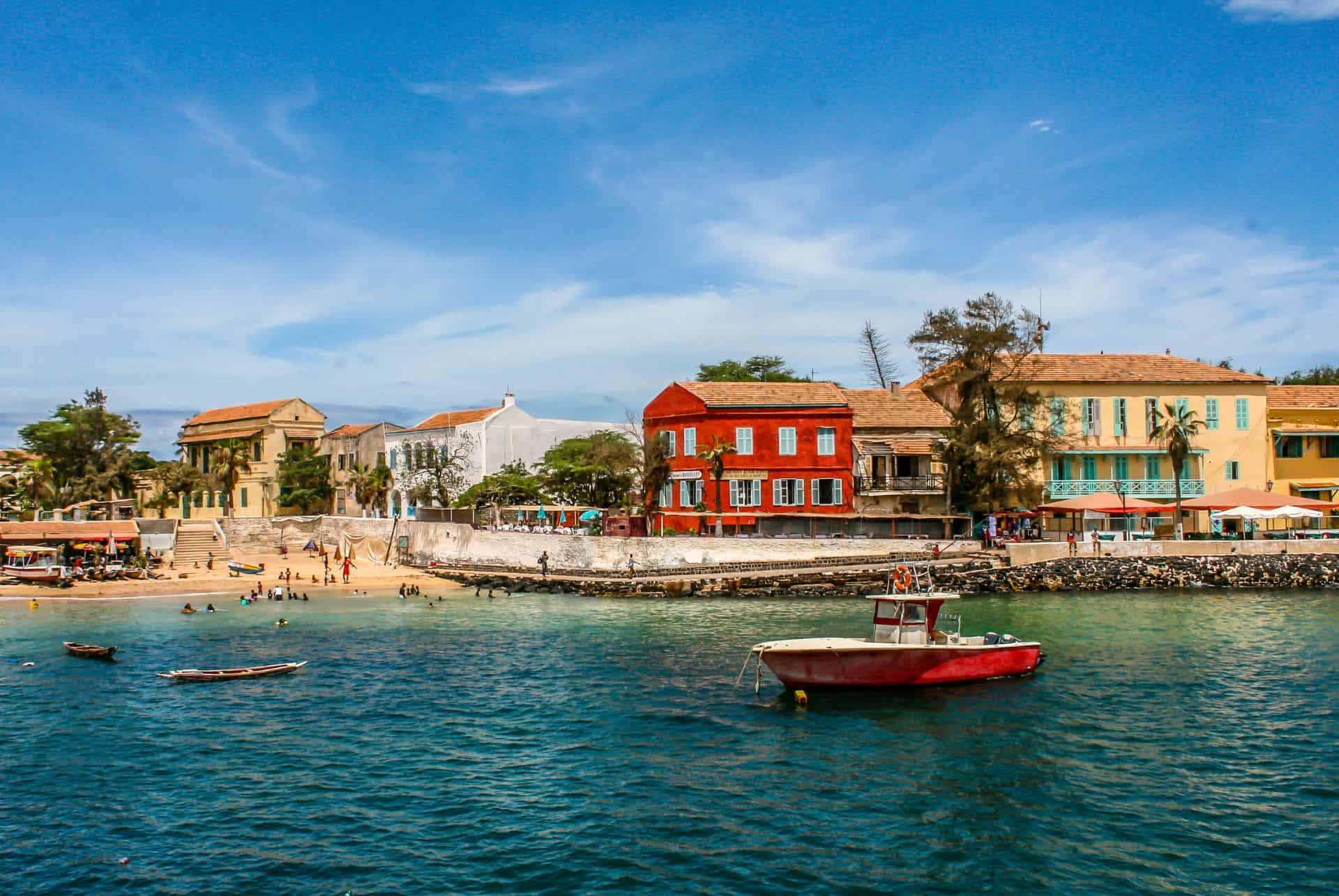 goree island where to sleep in dakar