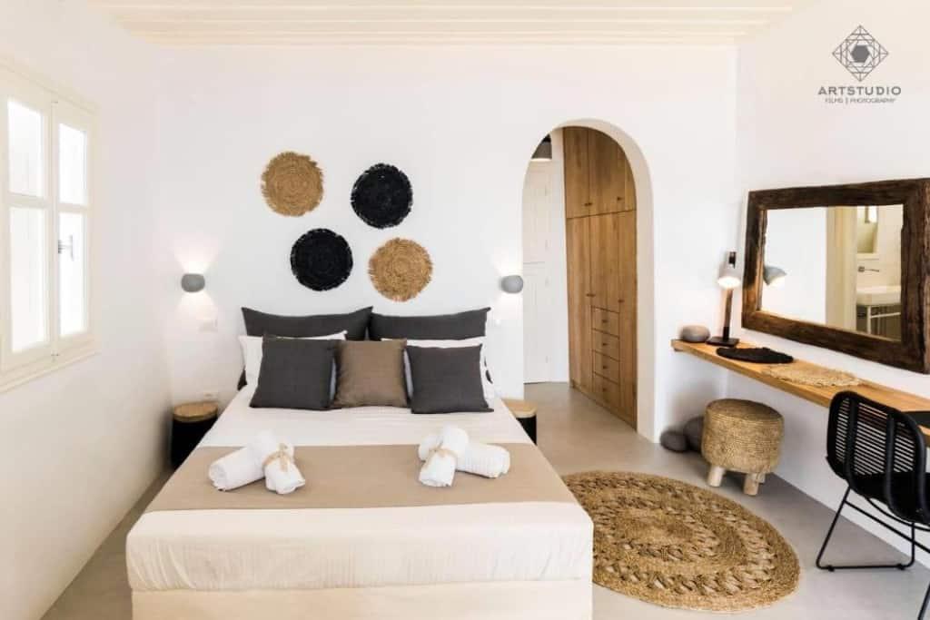 Astarte luxury apartments stay in Sifnos