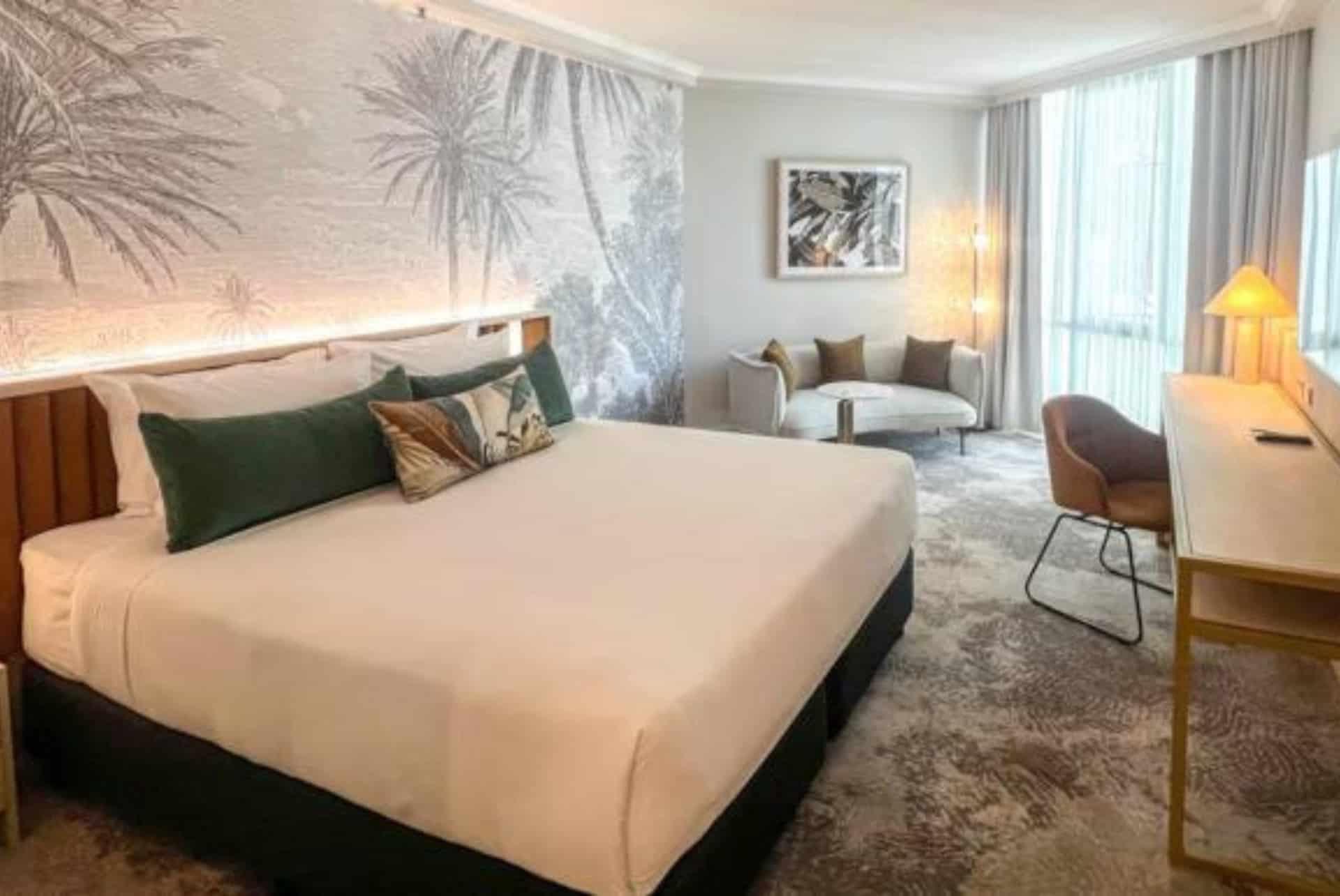 where to stay in brisbane amora hotel