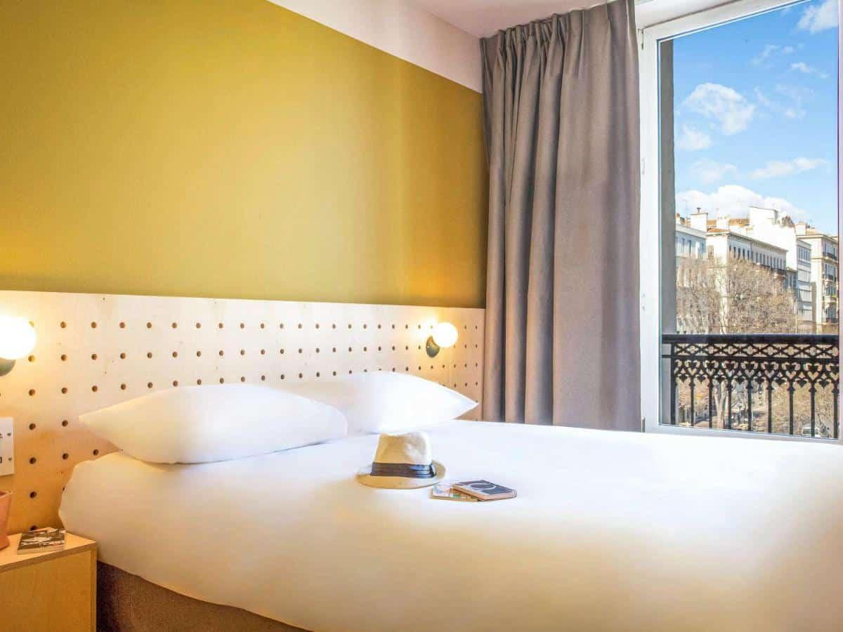 greet Marseille Centre Saint Charles room