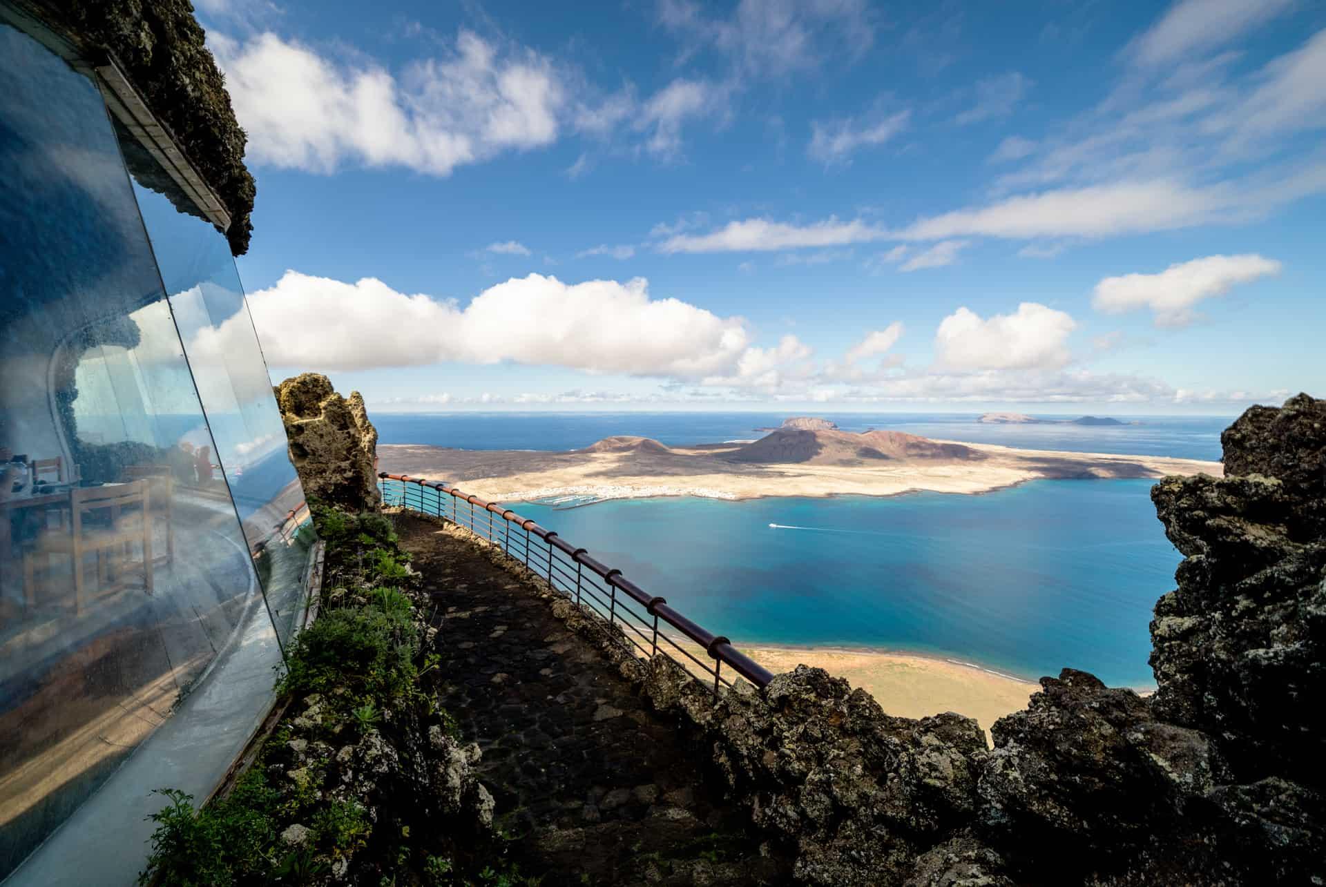 what to do in lanzarote mirador del rio