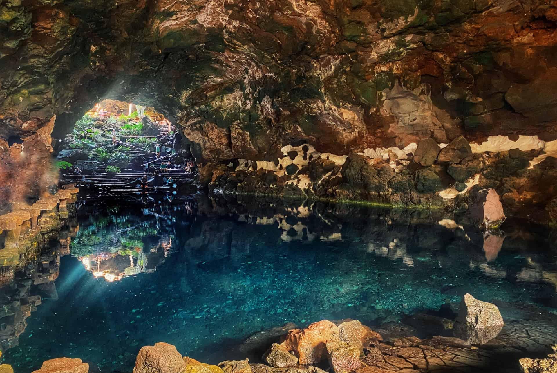 what to do in lanzarote jameos del agua