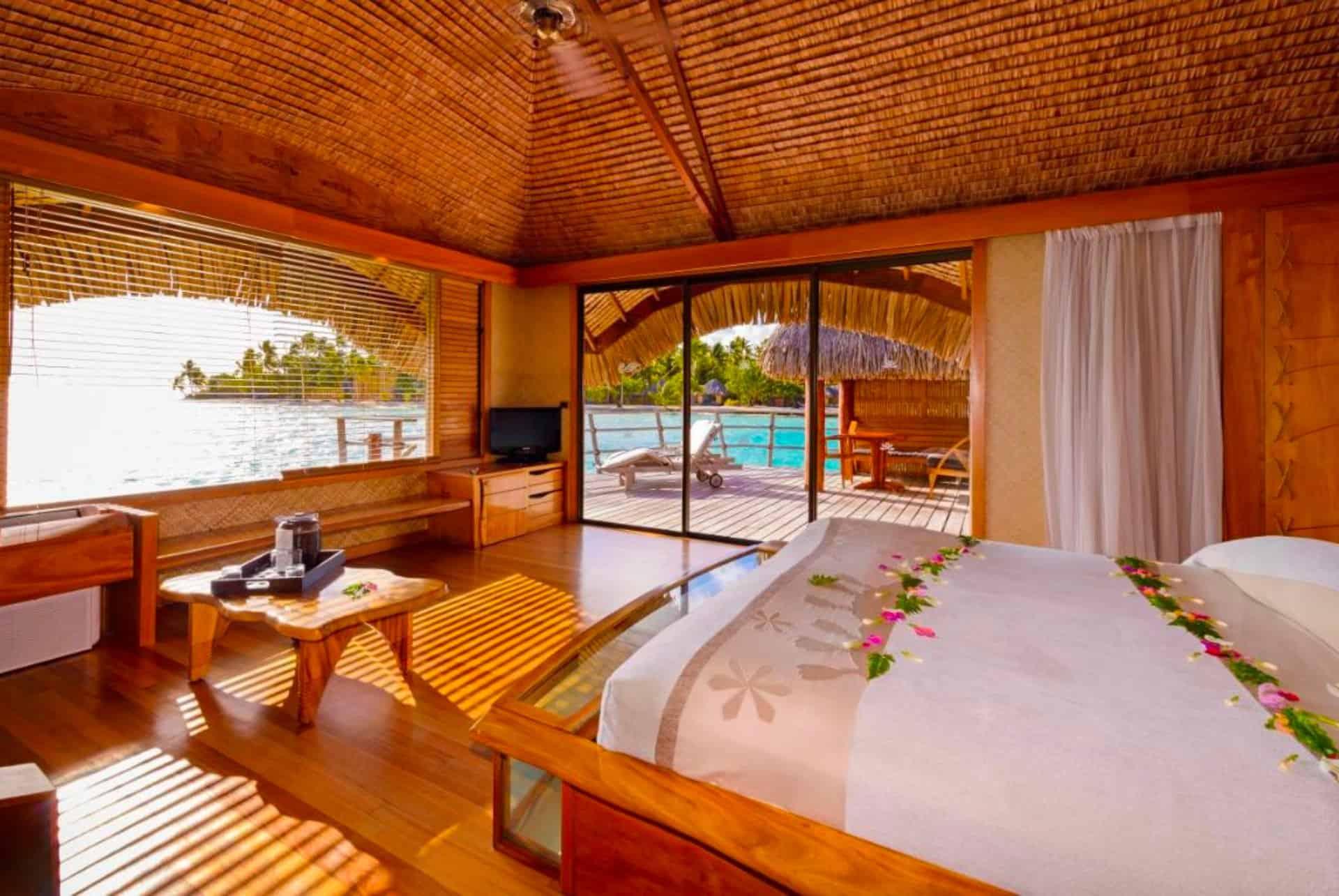 tahaa pearl resort room