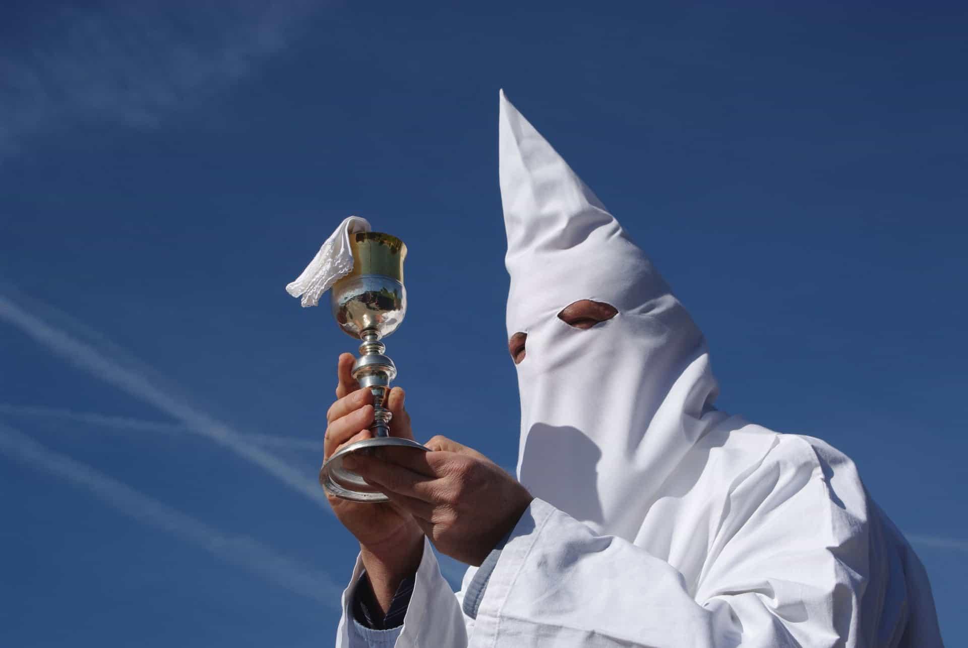 when to go to Sardinia Holy Week
