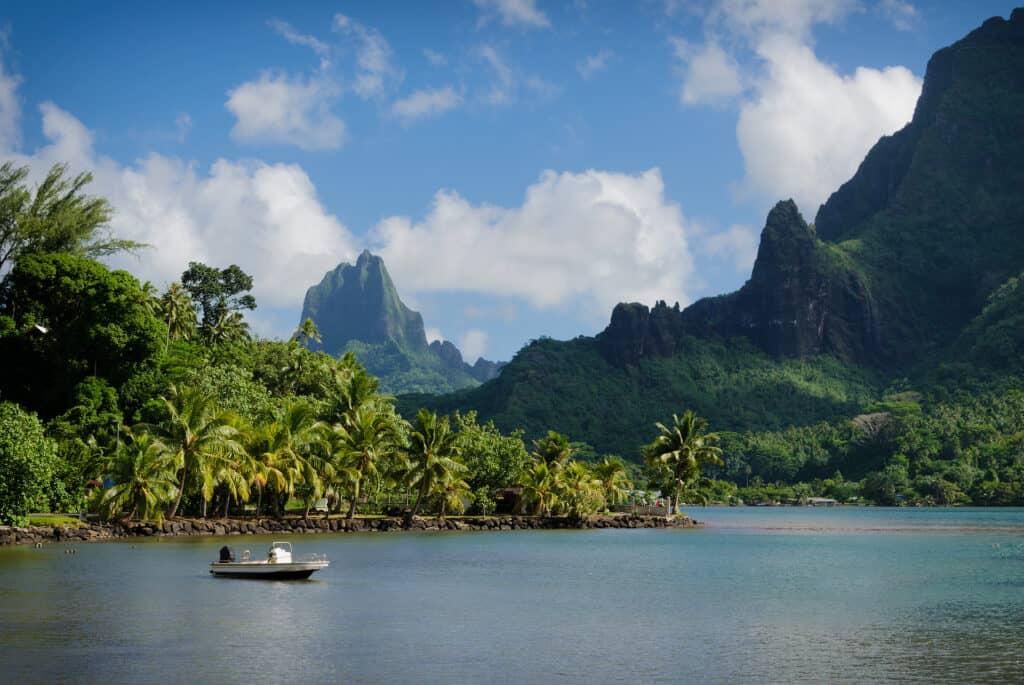Opunohu Bay, Moorea