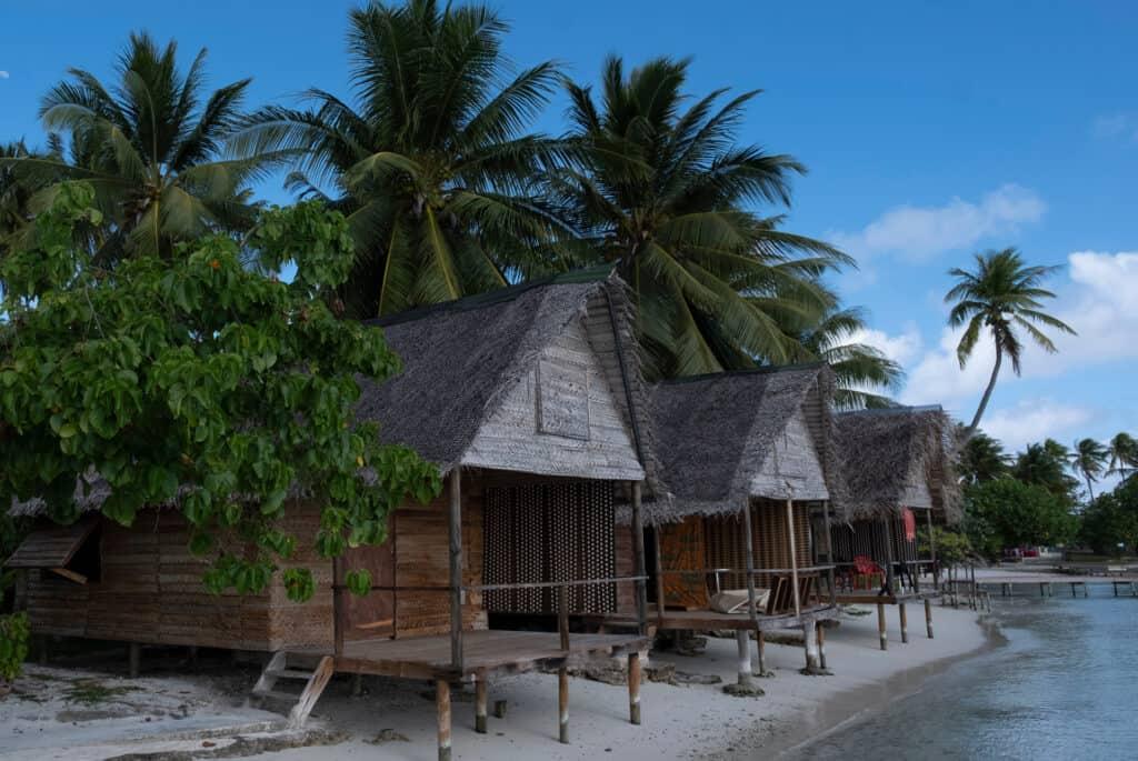 find accommodation in moorea