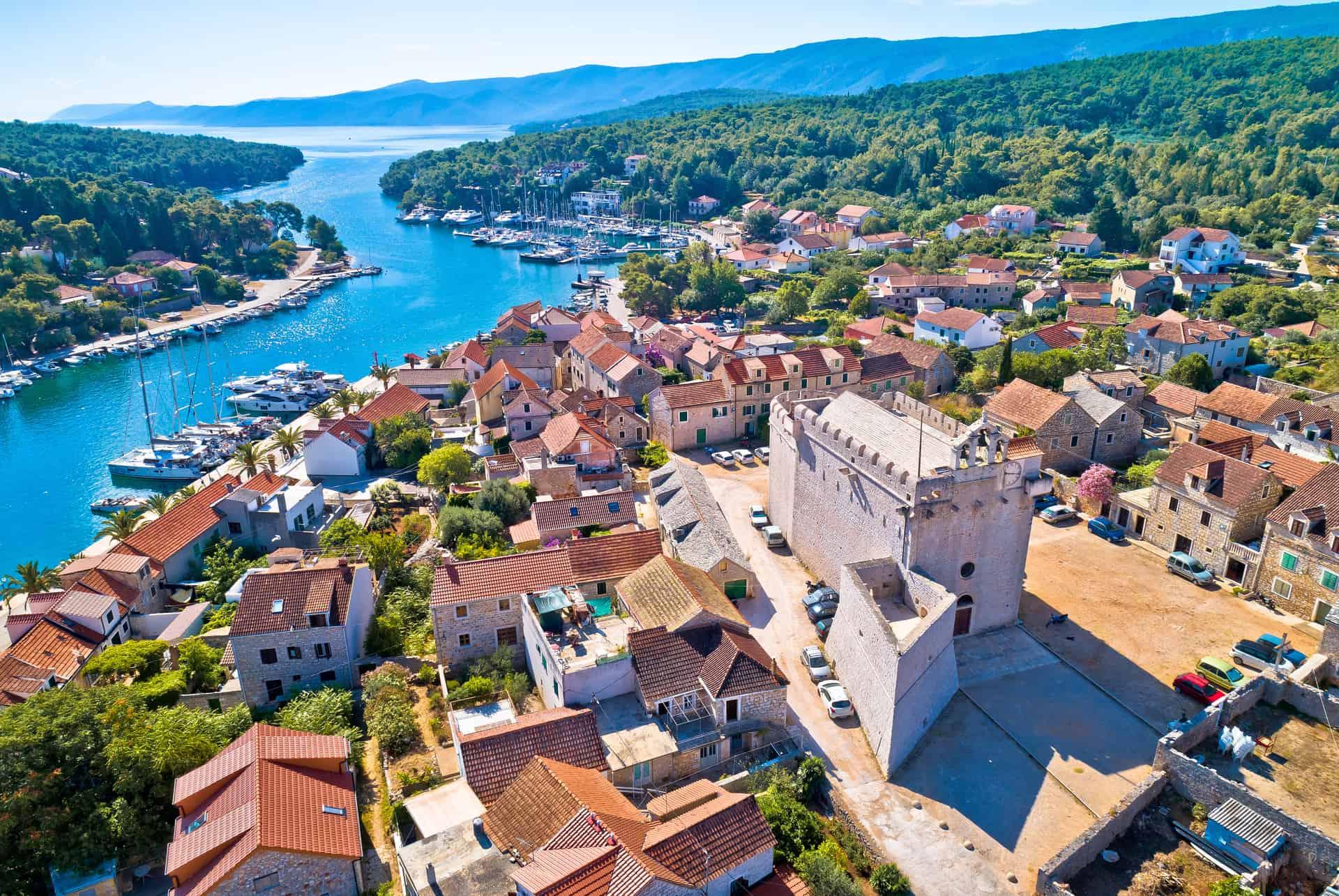 where to stay on Hvar Island in Vrboska