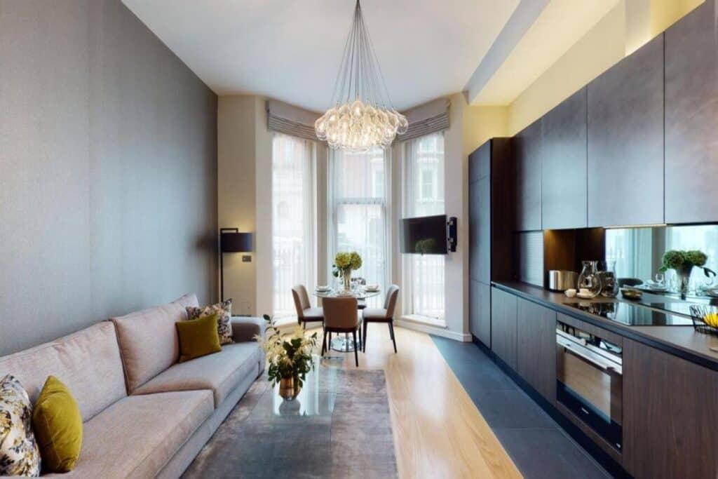 London in April apartment