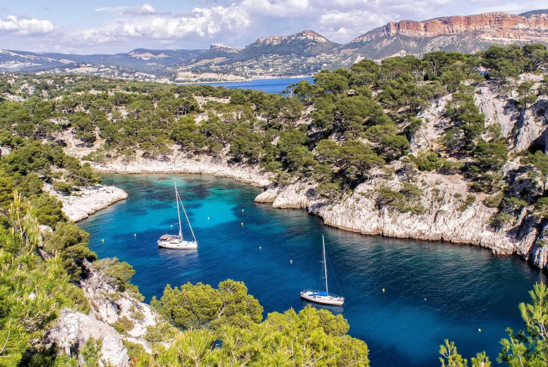 cassis where to sleep