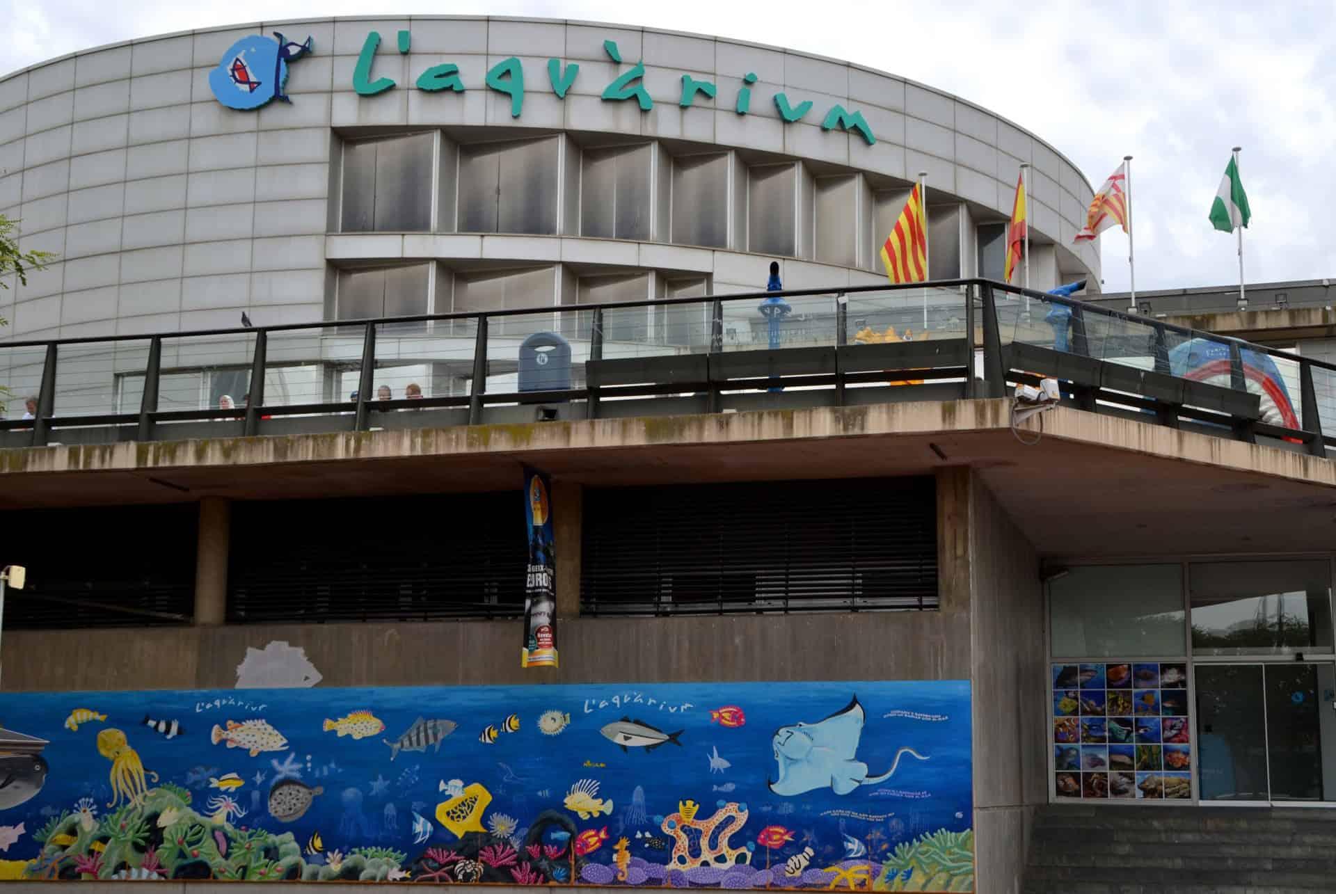 visit barcelona aquarium