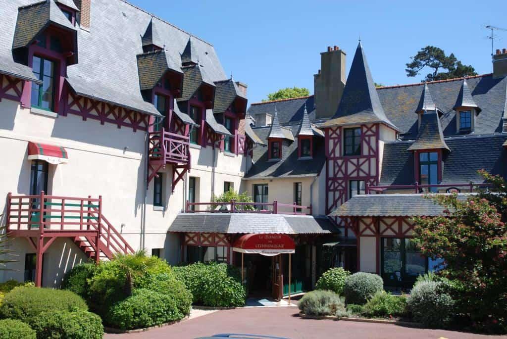 sleep in saint malo manoir du cunningham