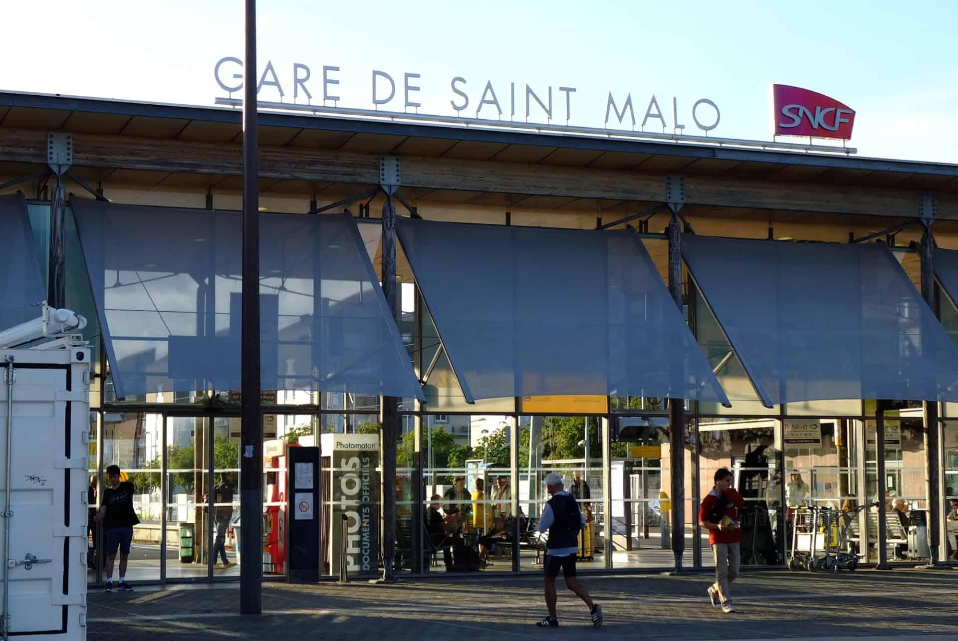 Saint malo train station
