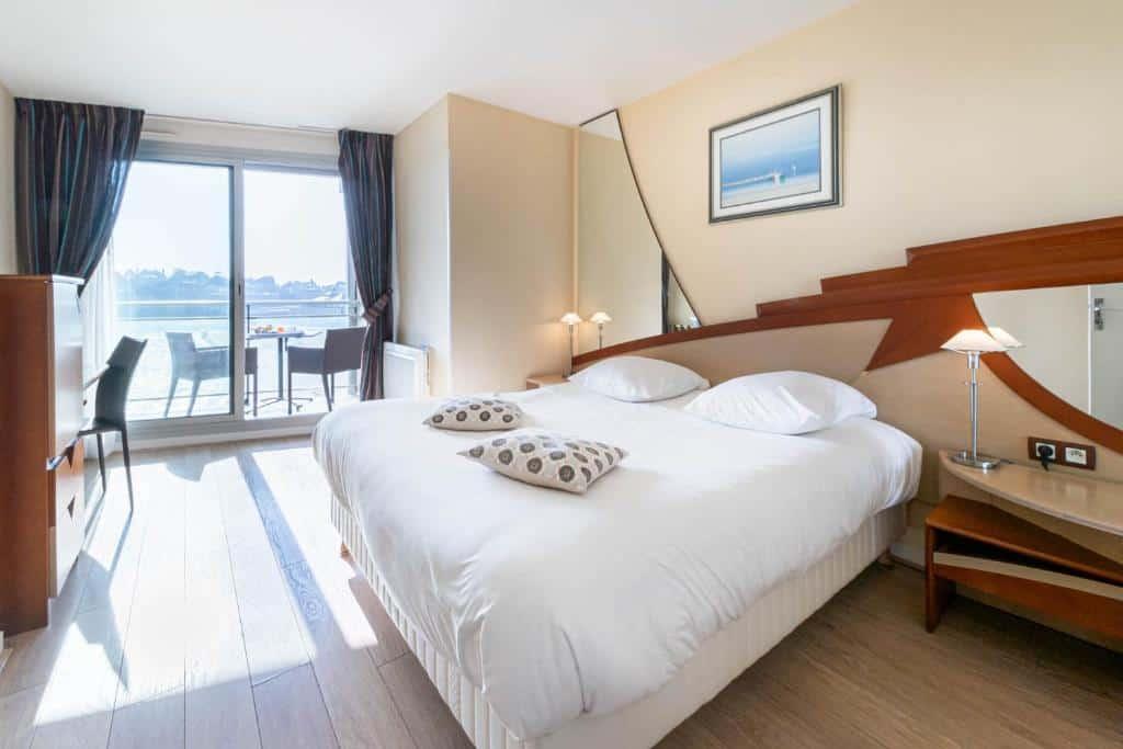 the crystal dinard beach where to sleep in saint malo