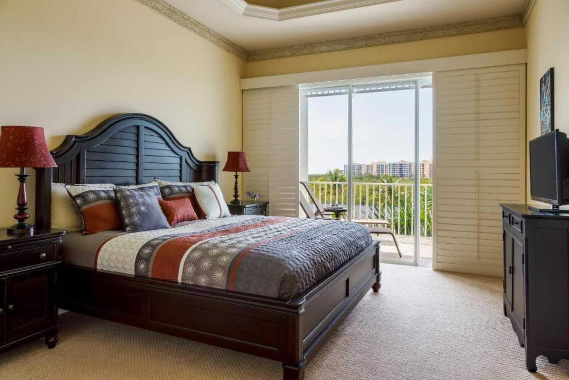 Olde Marco Island Inn Suite