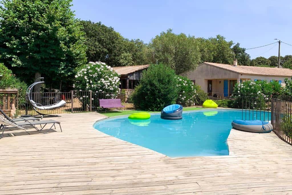B&B Arghjola pool