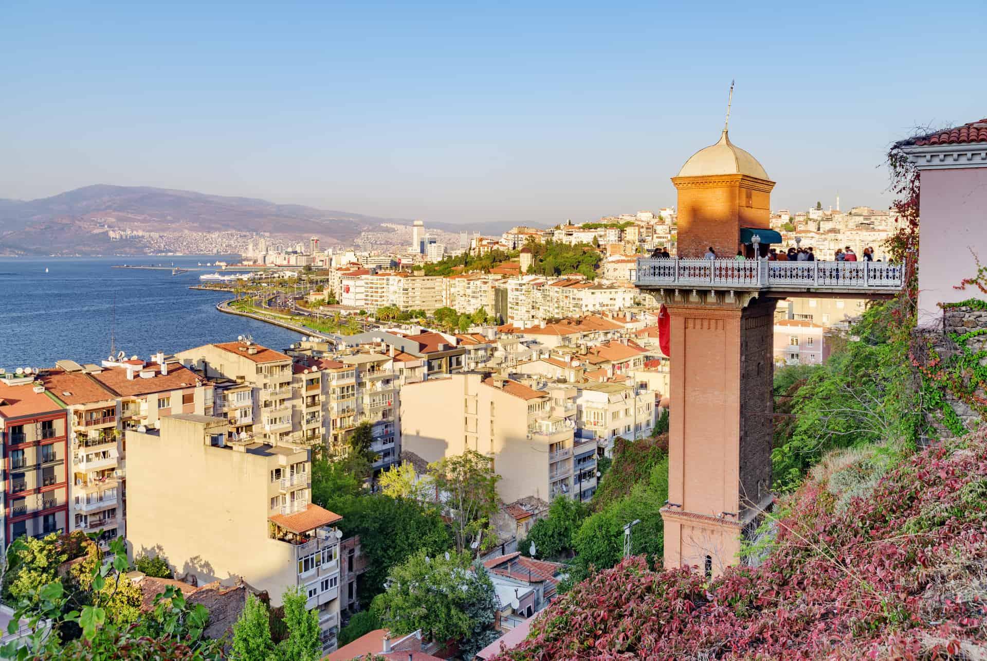 finding accommodation in izmir