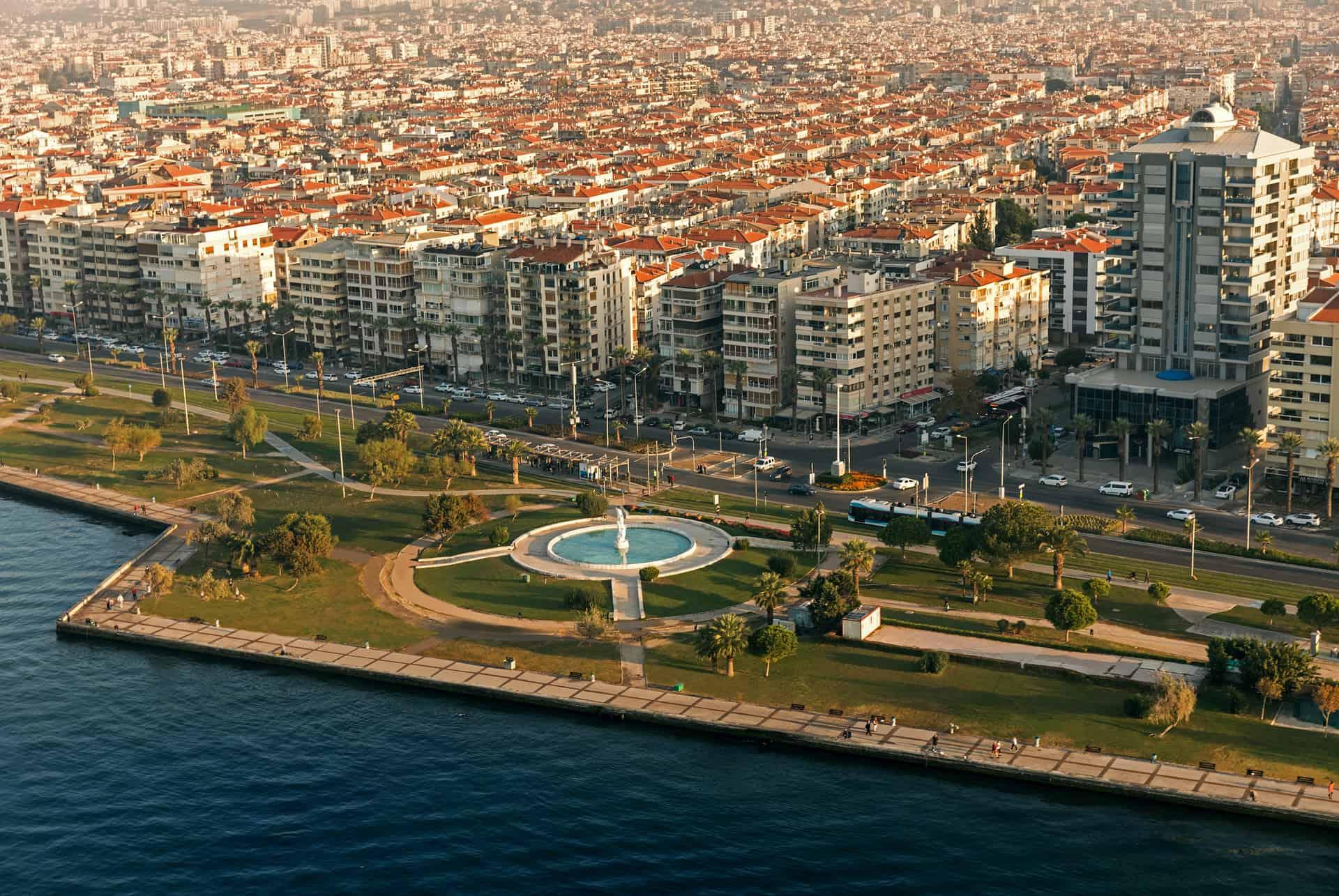 where to sleep in karsiyaka izmir