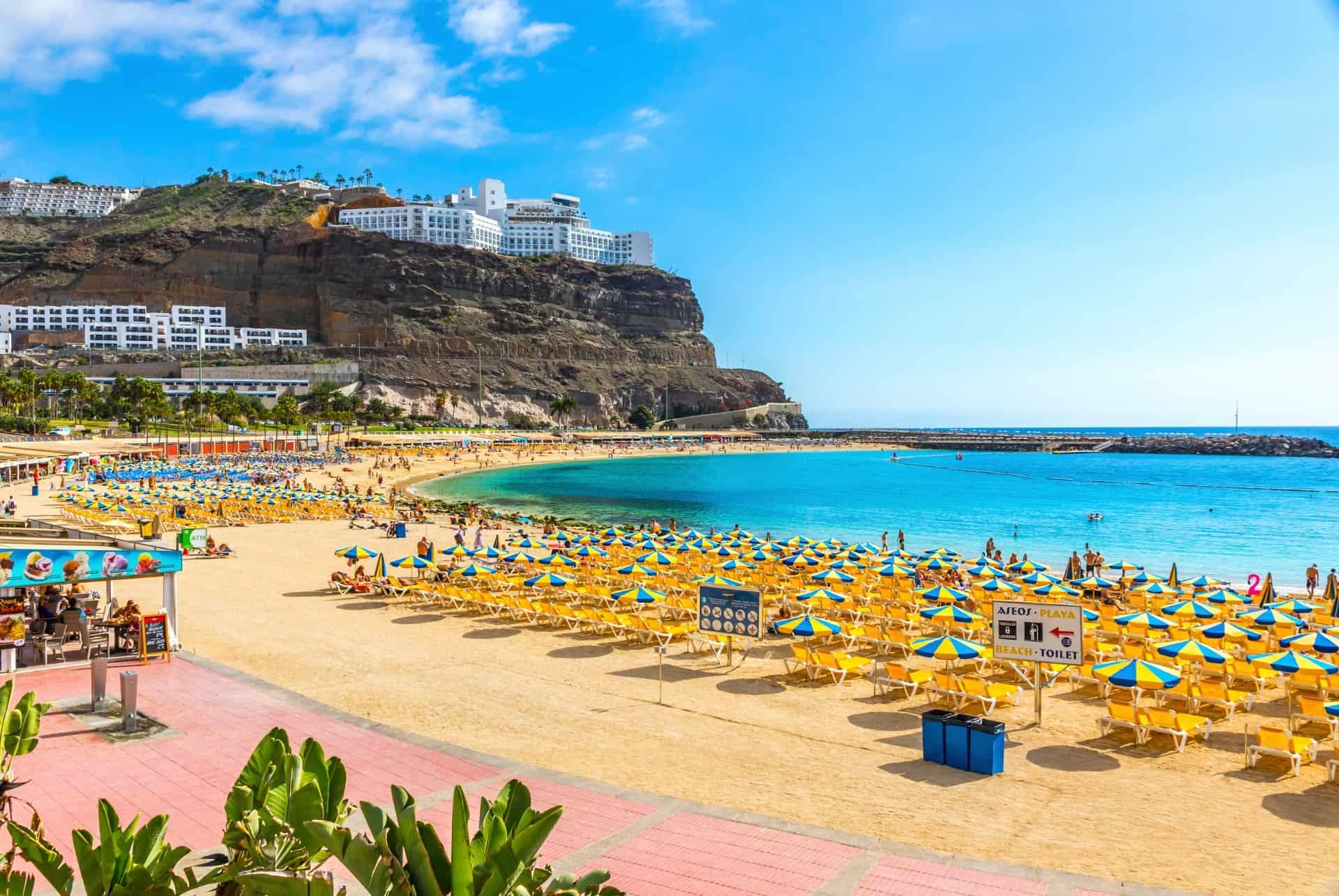 sleeping in Gran Canaria