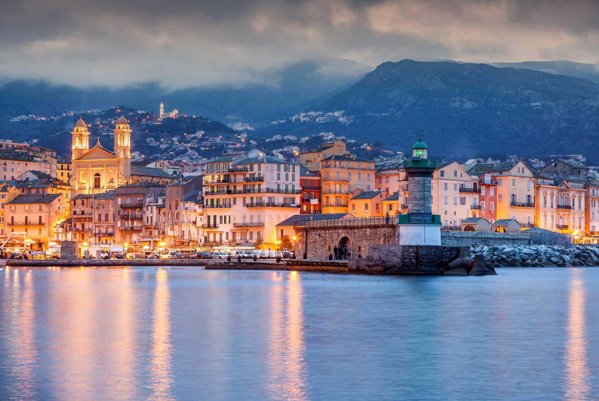 find accommodation in bastia