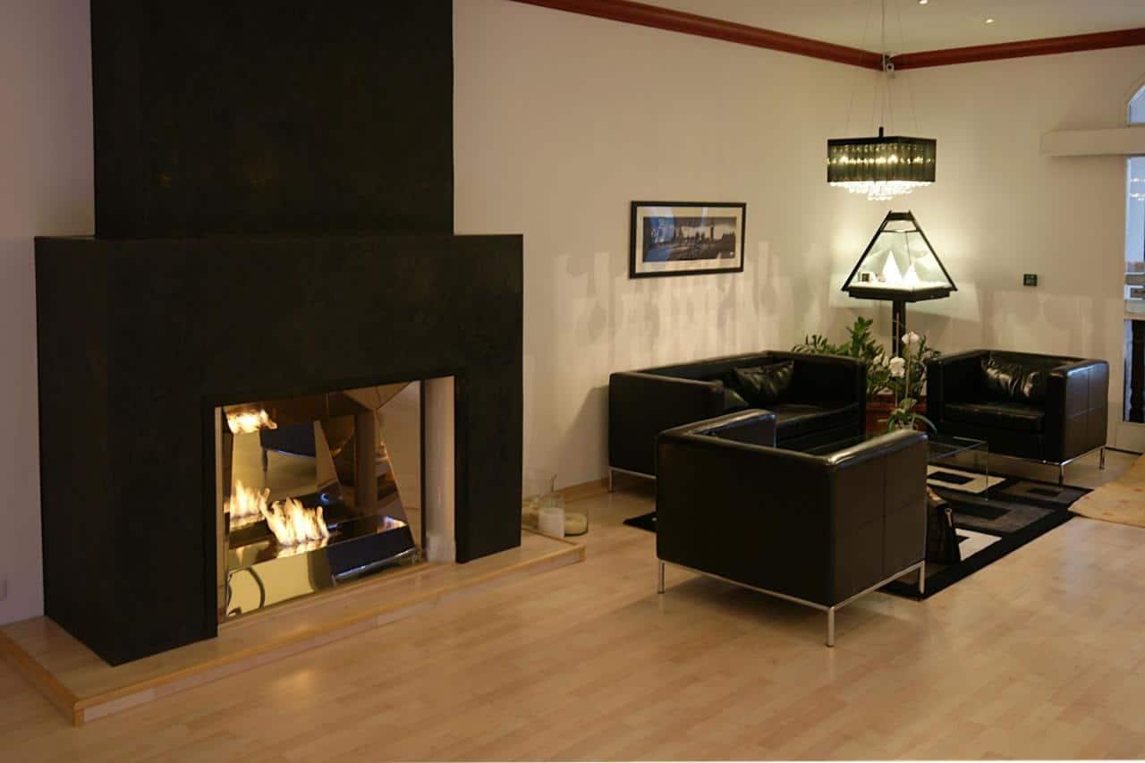 ambassador monaco lounge