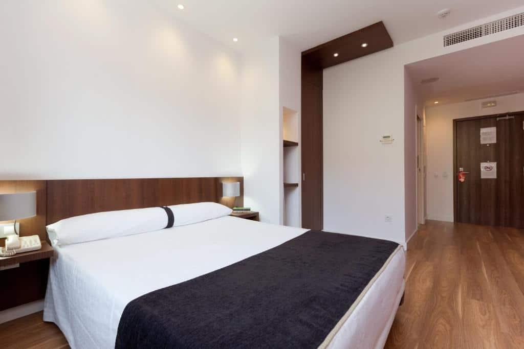 Hotel Olympia Universidades room