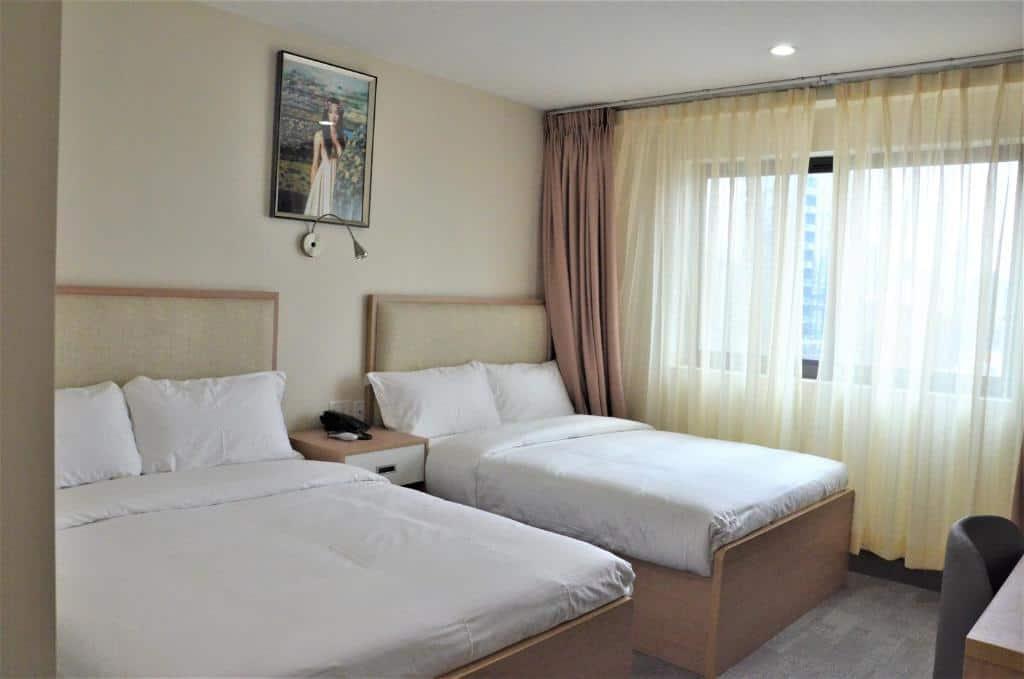 room lic plaza hotel
