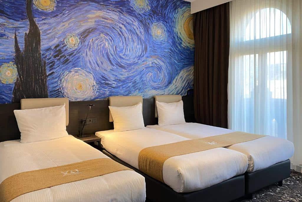 hotel van gogh sleep amsterdam