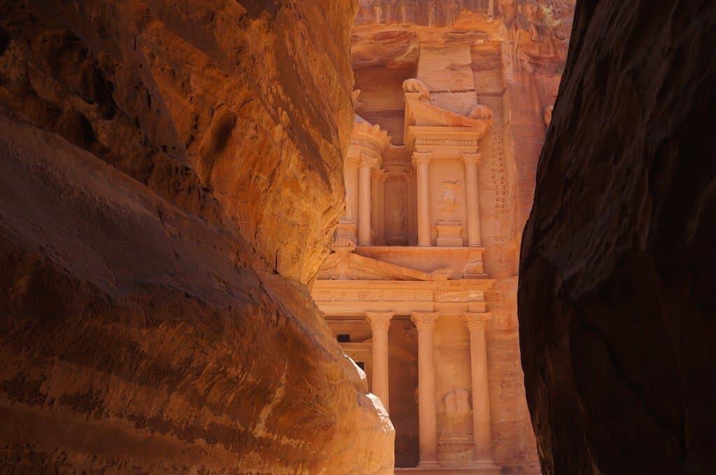 Jordan, Petra, Siq, canyon