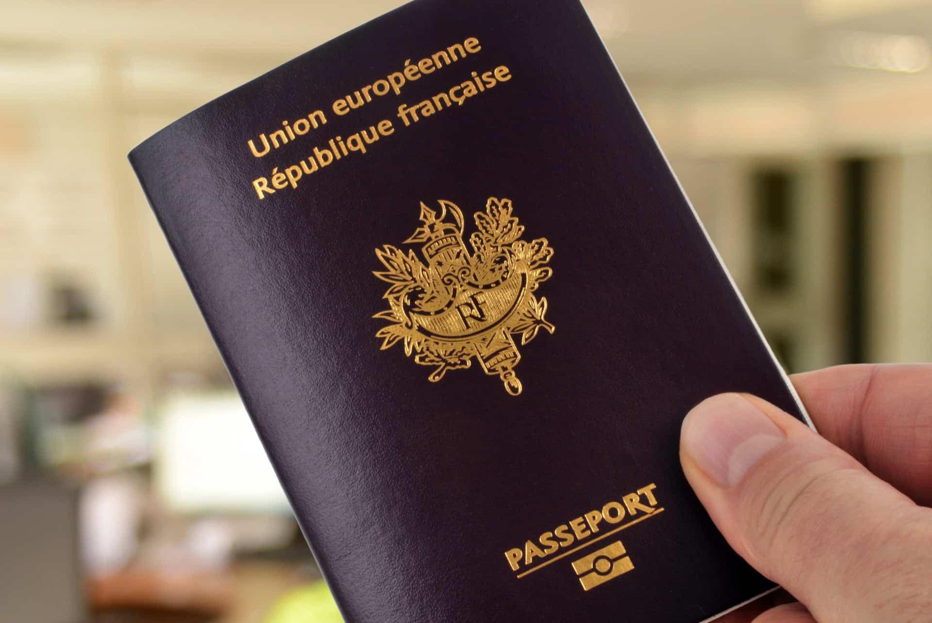 French passport