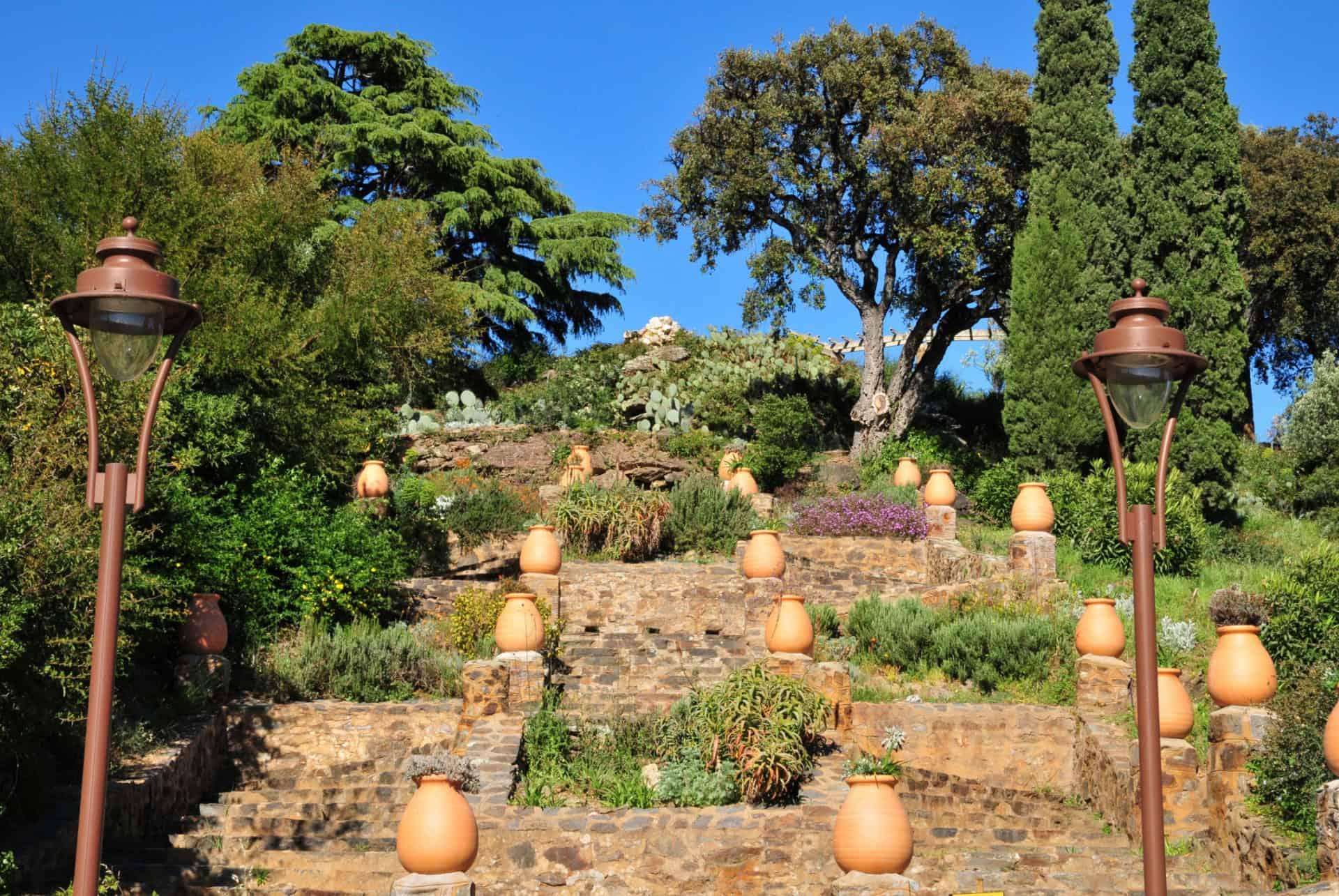 Rayol estate
