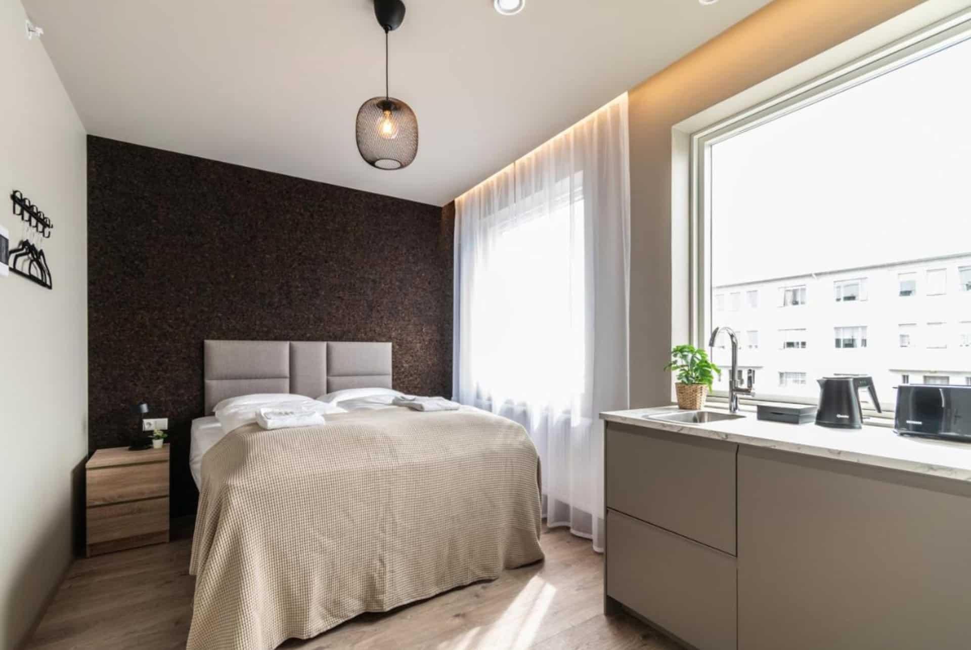 frost apartments reykjavik room