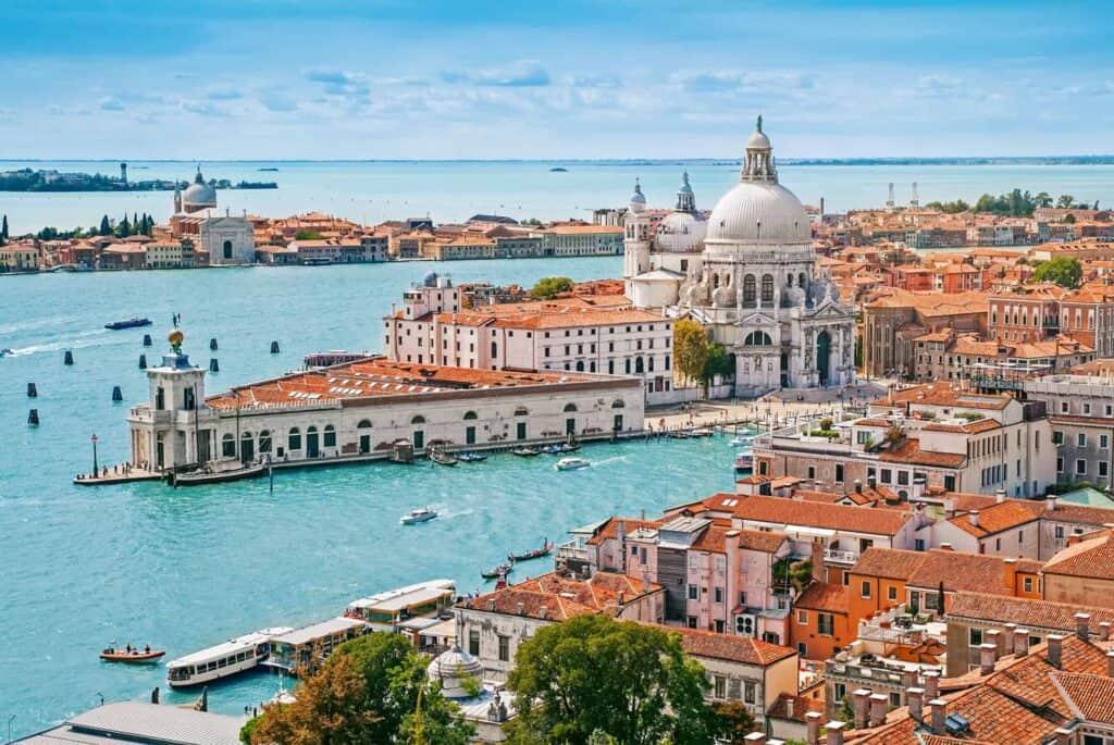 romantic weekend in Venice