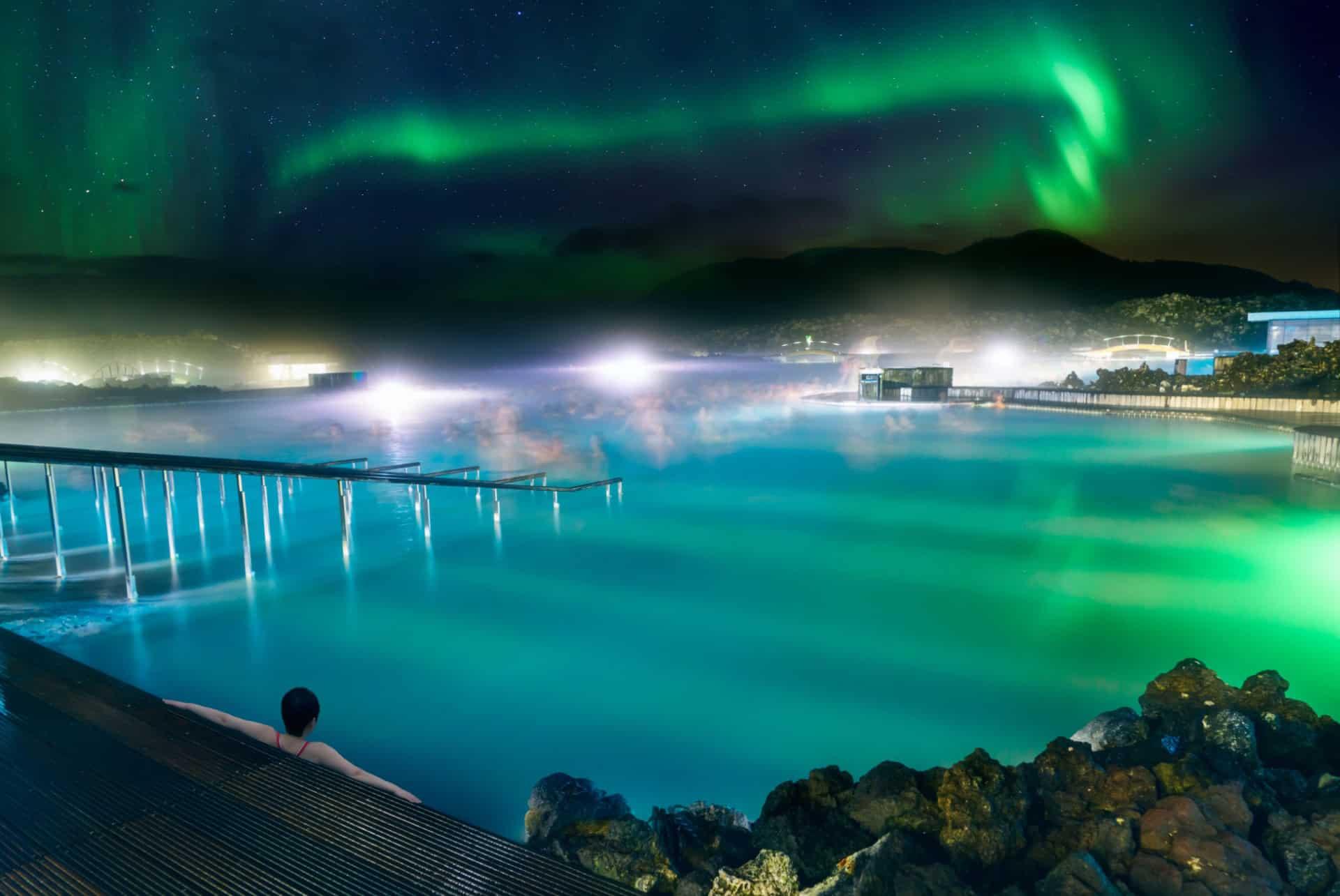 northern lights blue lagoon