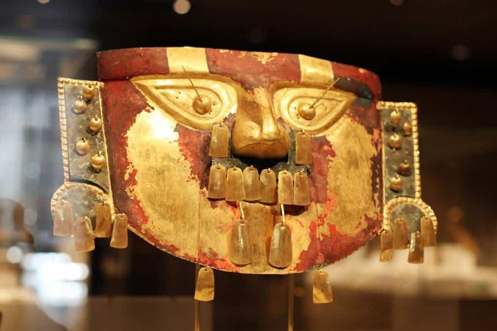Mask from the Sicán museum