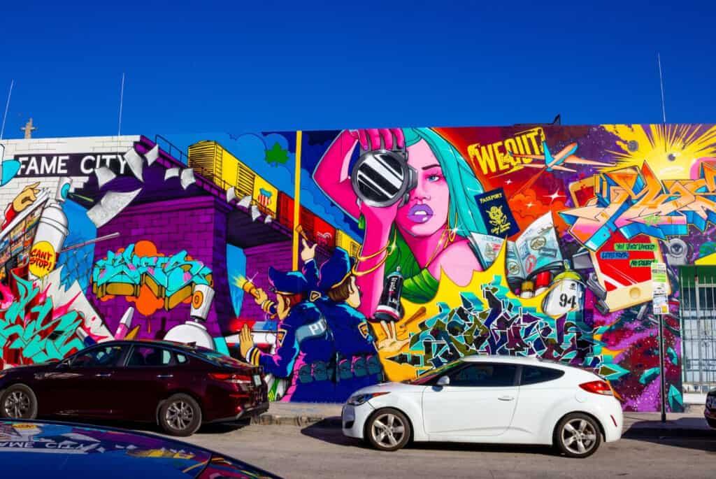 what to do in miami art deco district