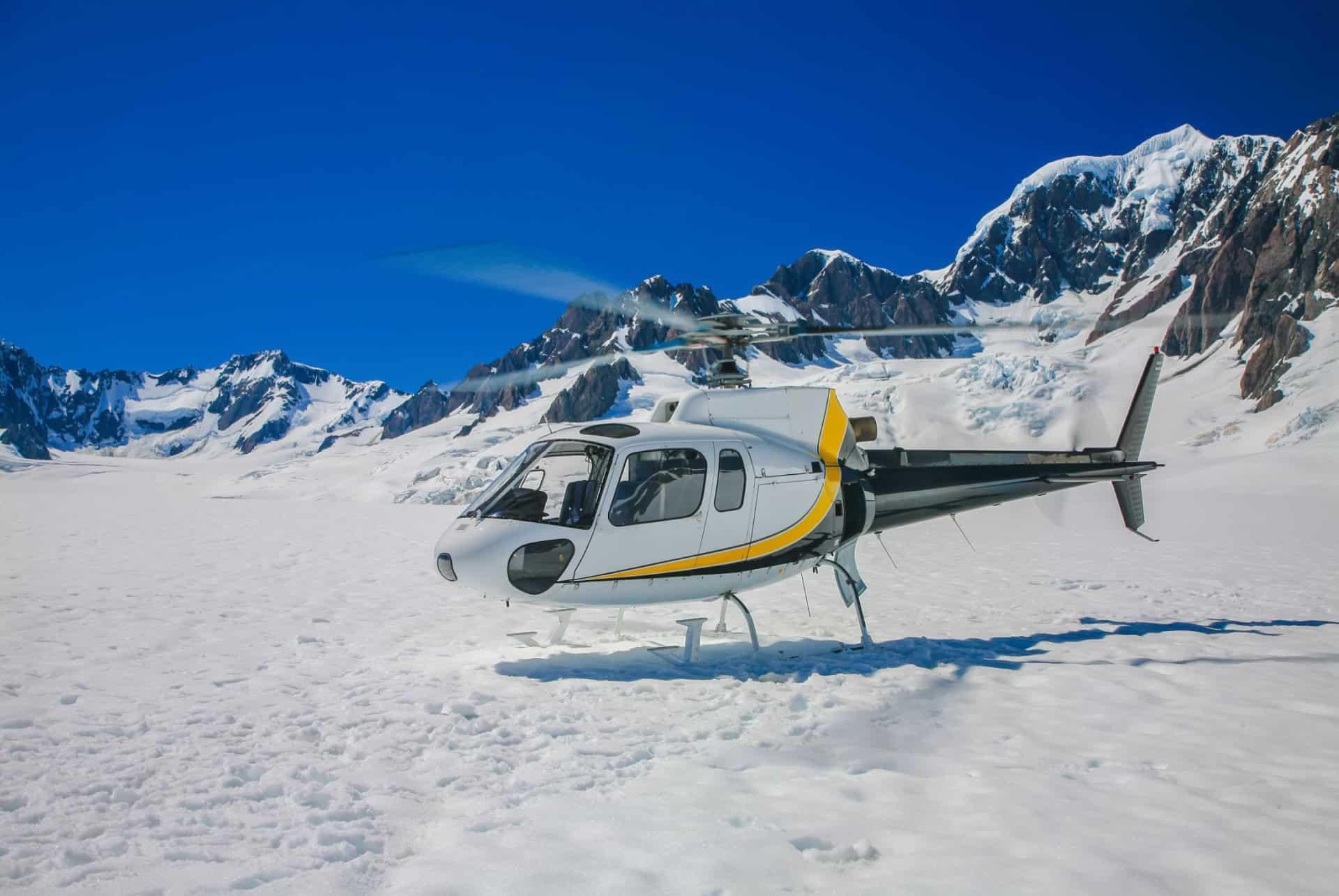 helicopter above franz joseph and fox glaciers new zealand